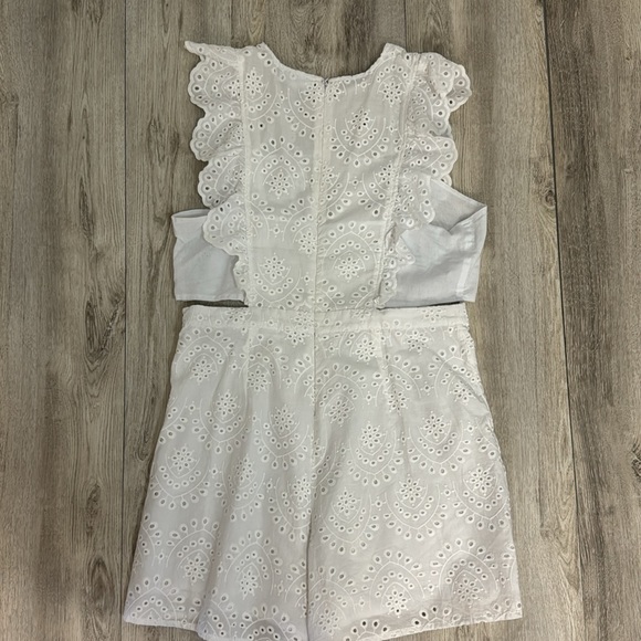 New York & Company white eyelet romper - Picture 5 of 7